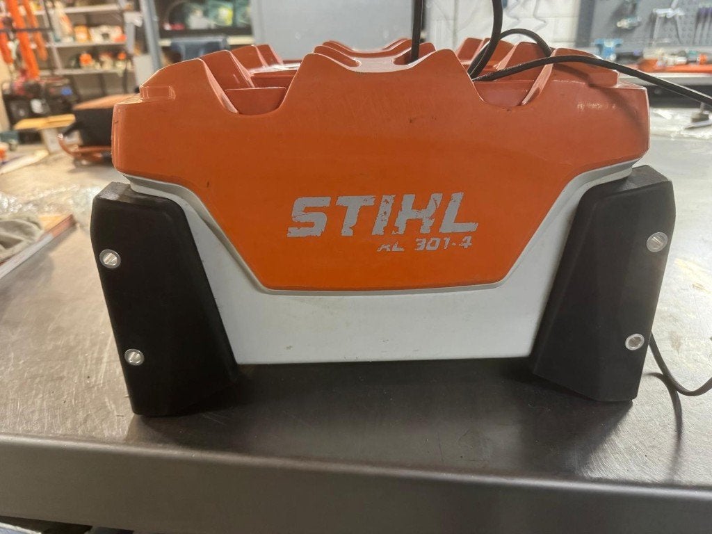 Stihl Multilader AL 301-4 voor accu's, Ophalen of Verzenden, Gebruikt, Overige soorten, Stihl