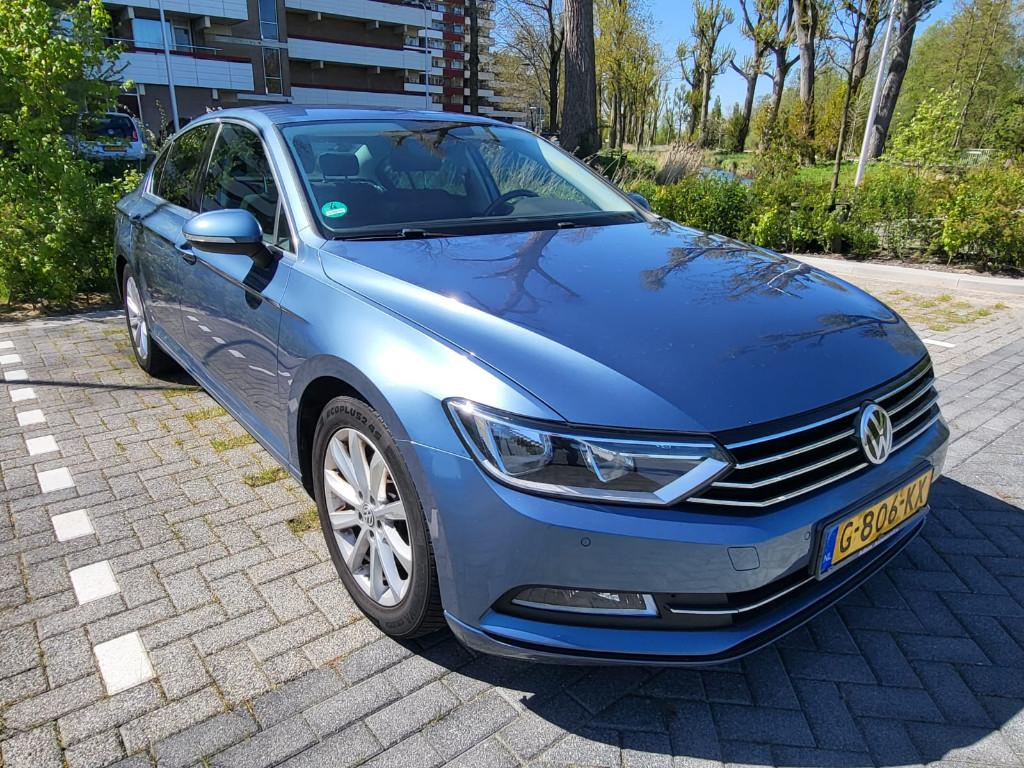 Volkswagen Passat 1.4 TSI 92KW BMT 2015 Blauw, Auto's, Voorwielaandrijving, Blauw, Handgeschakeld, 19 km/l