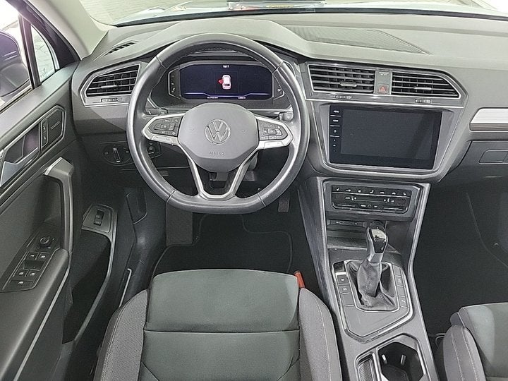 Foto 3 van Volkswagen Tiguan Allspace 1.5 TSI Life Business 7p. 1e-Eig.