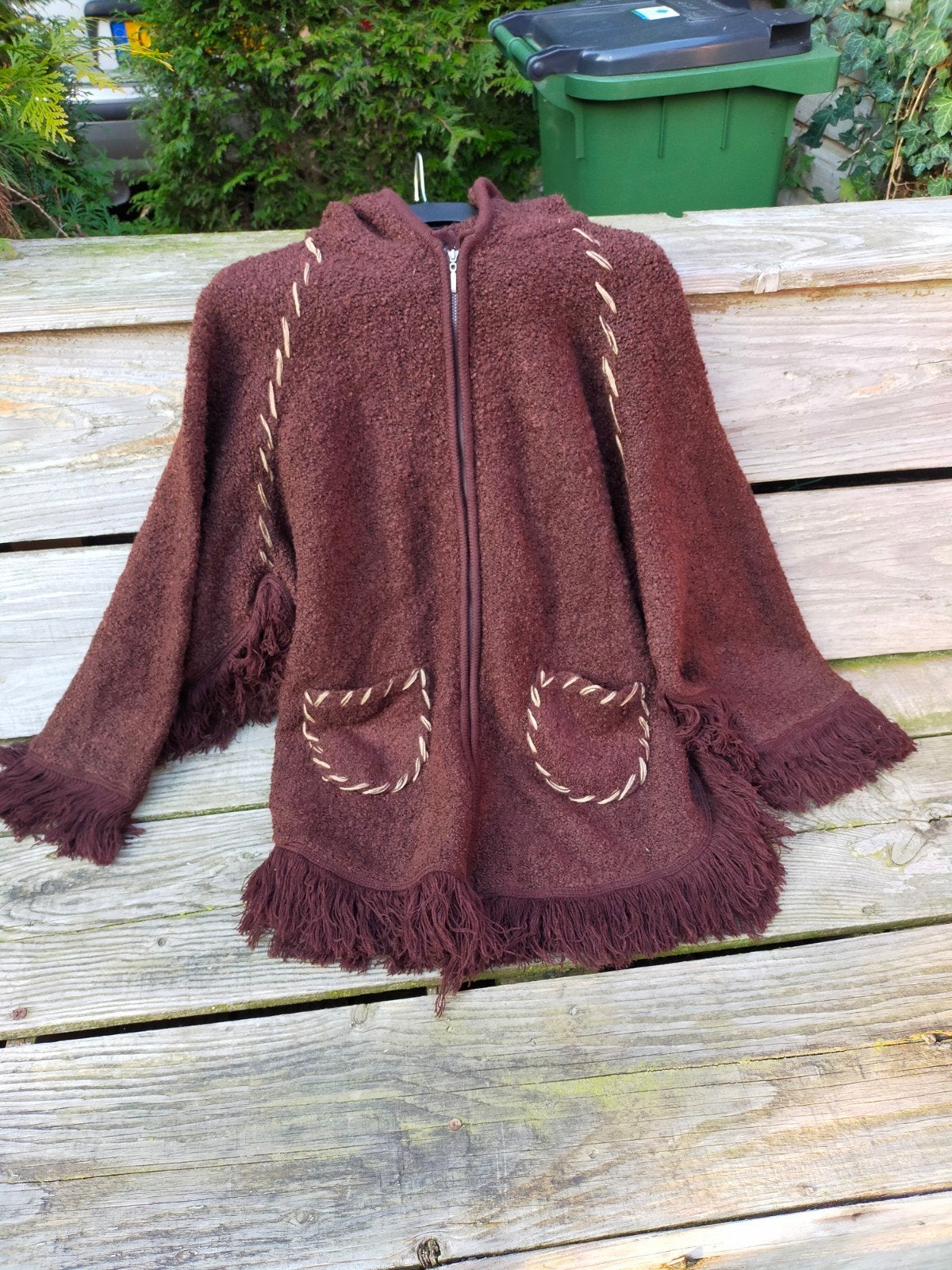 Vintage Bruine Poncho met Capuchon en Franjes, Maat 38/40 (M), Bruin, Nieuw, Ophalen of Verzenden