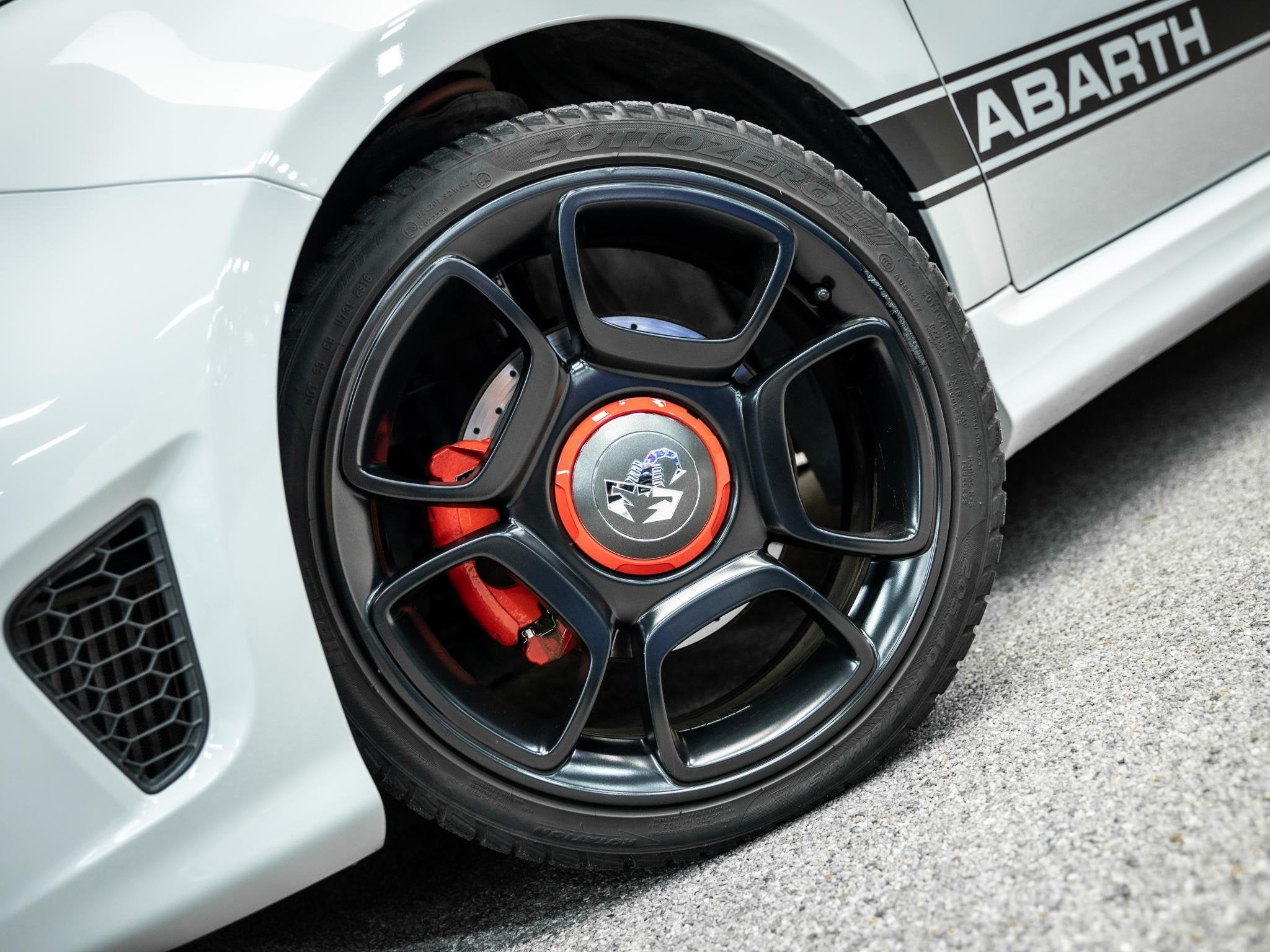 Fiat 500 1.4 T-Jet Abarth 595 Pista | Record Monza uitlaatsy, Auto's, Fiat, Voorwielaandrijving, Stof, Gebruikt, 4 cilinders