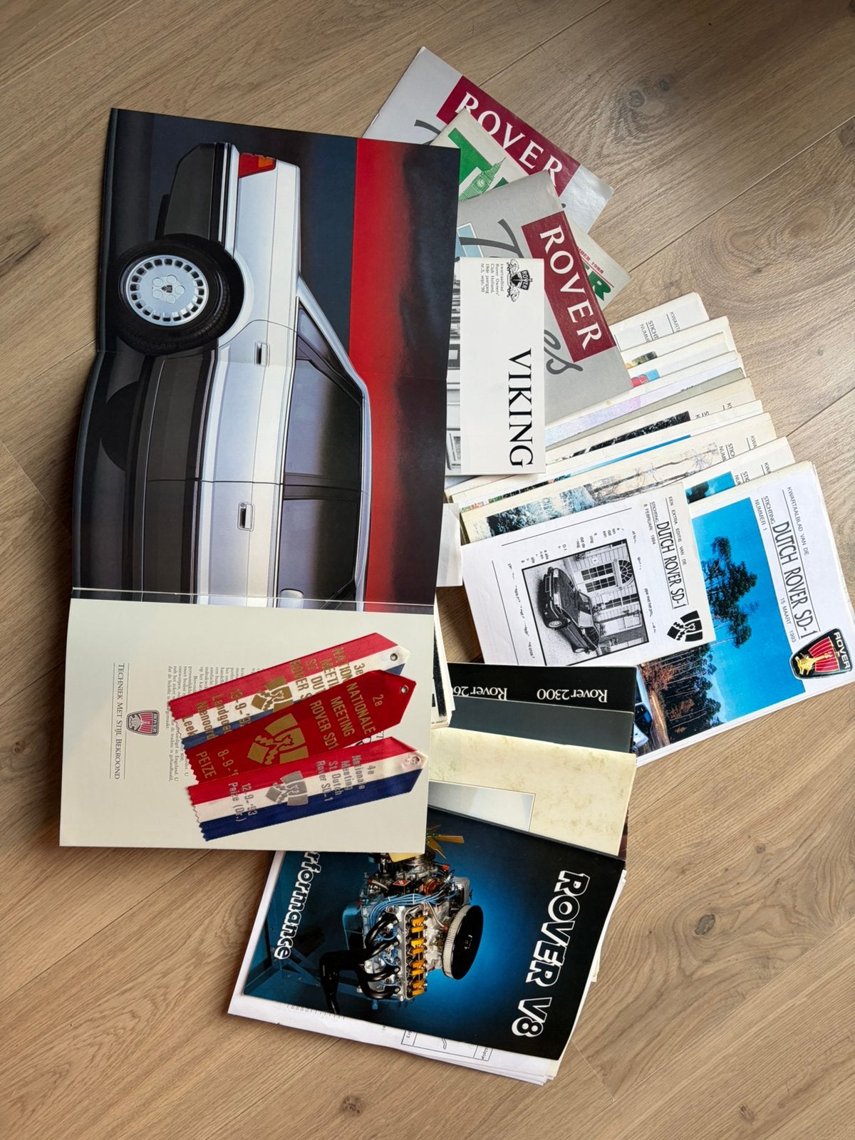 Rover SD1 verzameling – brochures, clubbladen, Rover V8, Ophalen, Gelezen