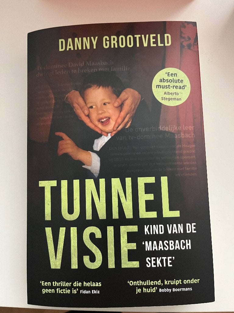 Tunnelvisie - Danny Grootveld - Kind van de Maasbach sekte, Ophalen of Verzenden, 20e eeuw of later, Zo goed als nieuw, Danny Grootveld