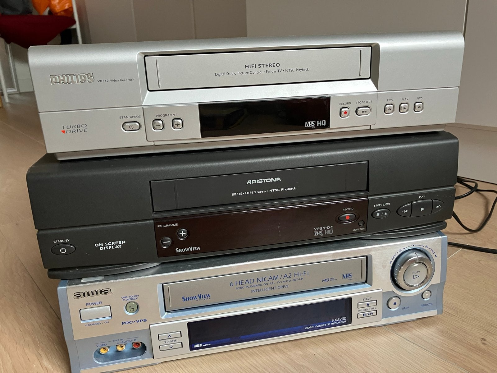 3 VHS-spelers: Philips, Aristona, Aiwa, Ophalen of Verzenden, Niet werkend, VHS-speler of -recorder