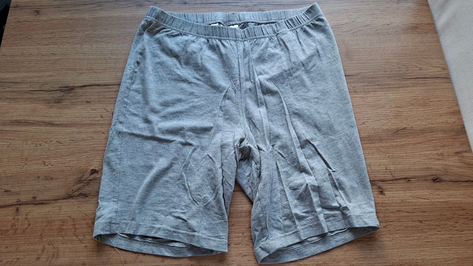 BPC Bonprix Collection Korte broek - Maat 44/46, Kleding | Dames, Broeken en Pantalons, Gedragen, Maat 42/44 (L), Zwart, Kort