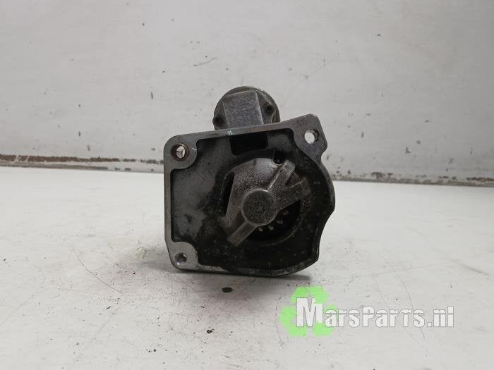 Startmotor van een Peugeot 208