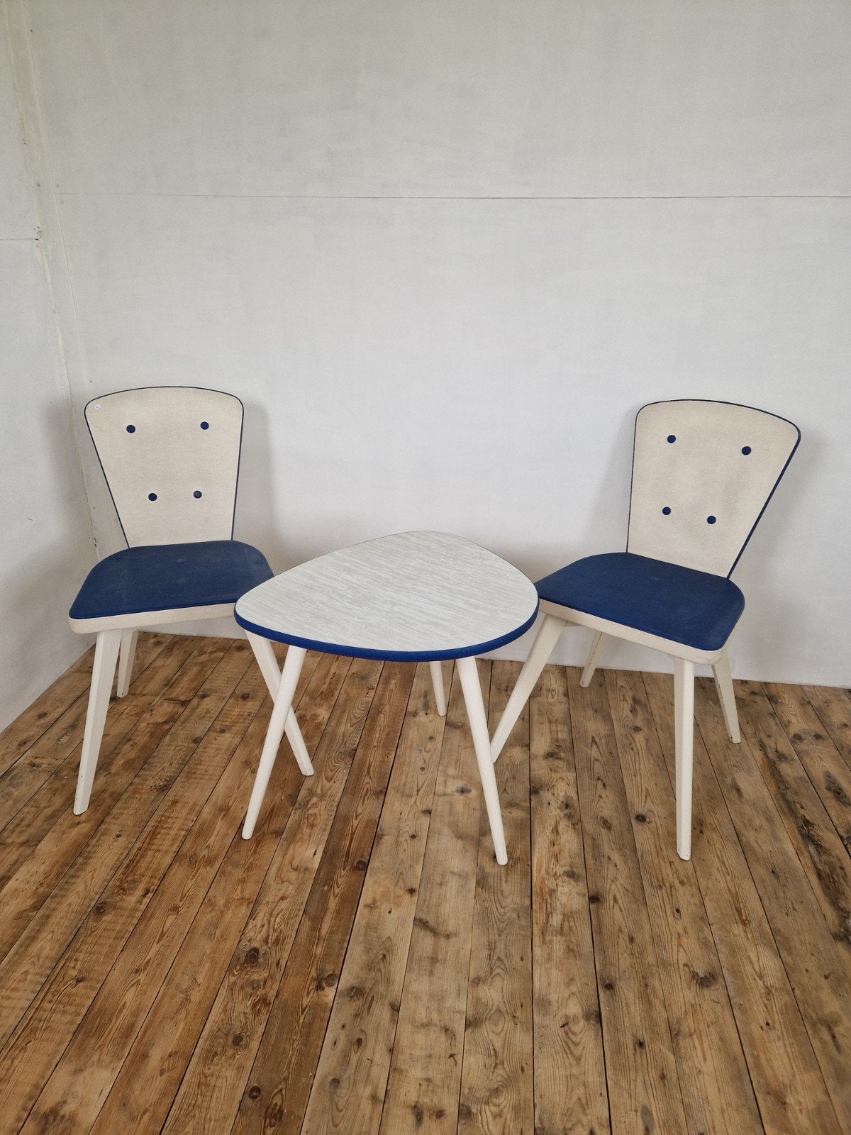 Vintage stoelen met tafeltje, Ophalen, Gebruikt, Twee, Onbekend