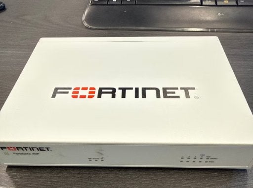 Firewall Fortinet FortiGate 40F, Ophalen of Verzenden, Zo goed als nieuw