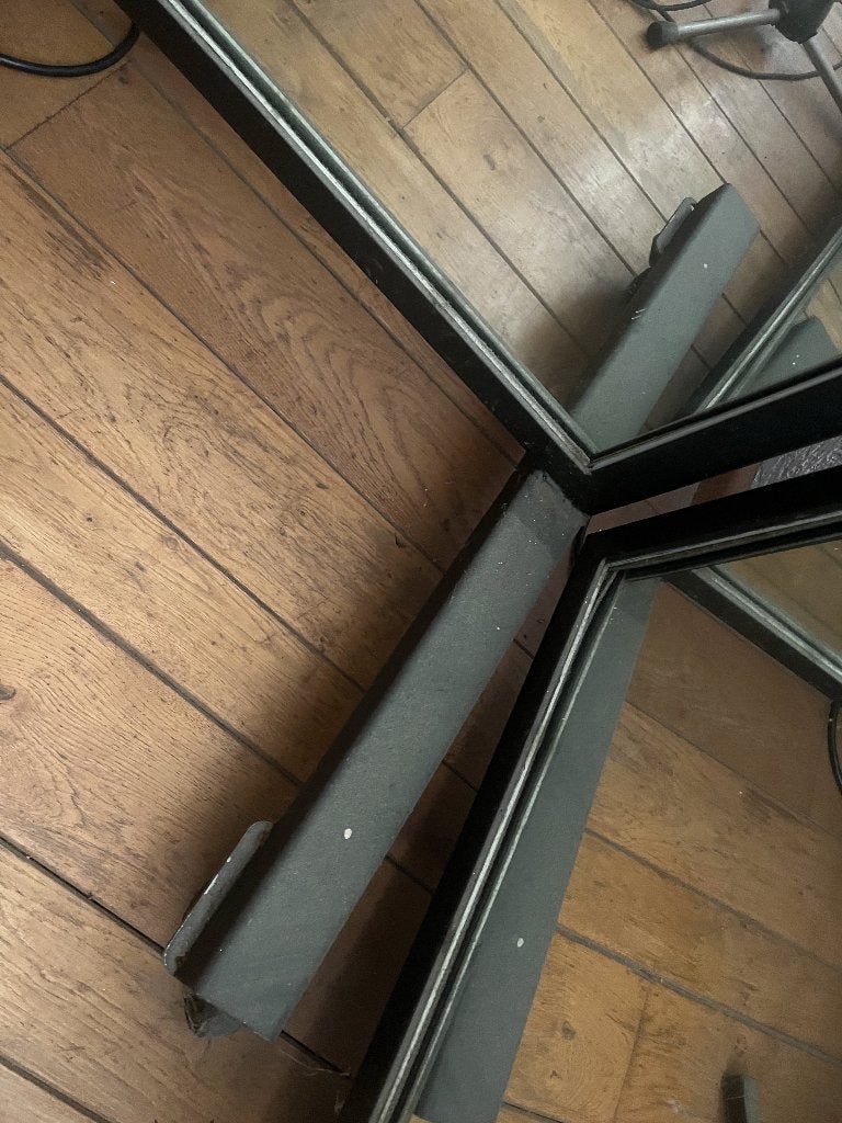 Verrijdbare spiegels in metalen frame, Ophalen
