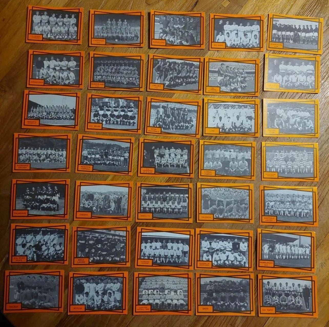35 Monty Gum 1968. Real, Barcelona, Milan, Liverpool, Verzamelen, Ophalen of Verzenden, Zo goed als nieuw, Buitenlandse clubs