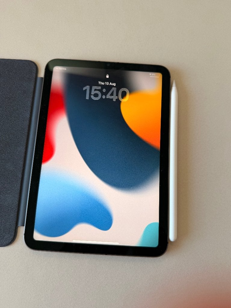 iPad mini 6 256GB Wi-Fi + 5G Space Grey + Pencil 2 + Folio, Gebruikt, 8 inch, Ophalen of Verzenden, Grijs
