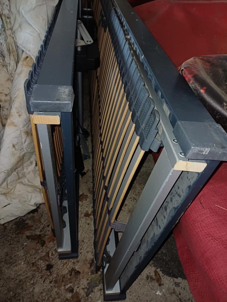 2 stuks Bossflex 640 EL Elektrische Lattenbodem, Huis en Inrichting, Slaapkamer | Bedden, Gebruikt, Eenpersoons, 70 cm of minder