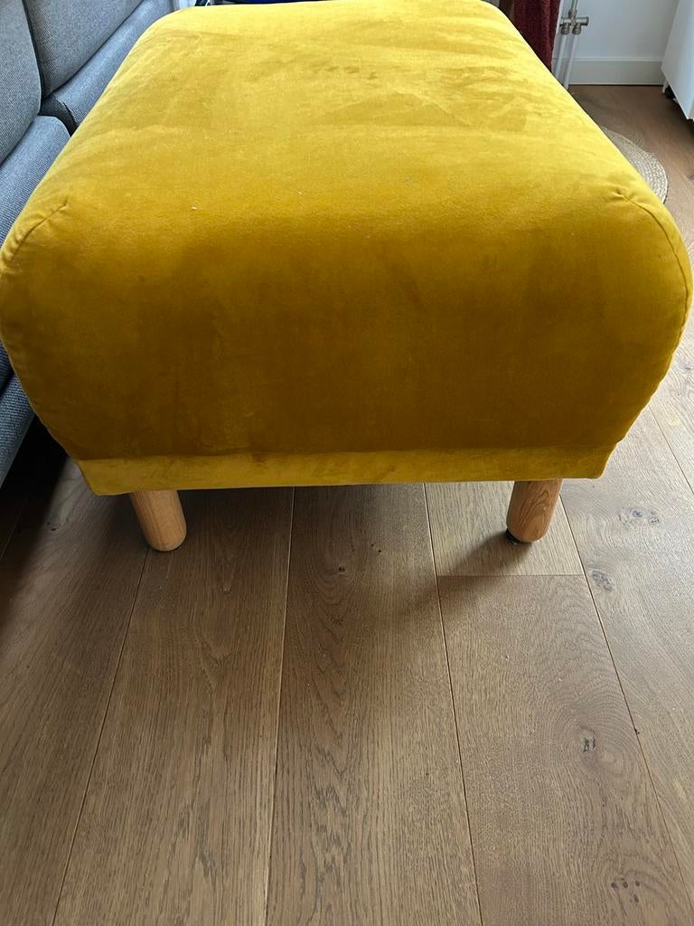 Sissy Boy hocker okergeel, Gebruikt, Stof, Rechthoekig, 50 tot 75 cm
