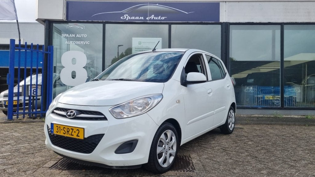 Hyundai i10 1.2 i-Drive Cool | AIRCO | 5-DEURS | E-RAMEN |, Gebruikt, 4 cilinders, Wit, Origineel Nederlands