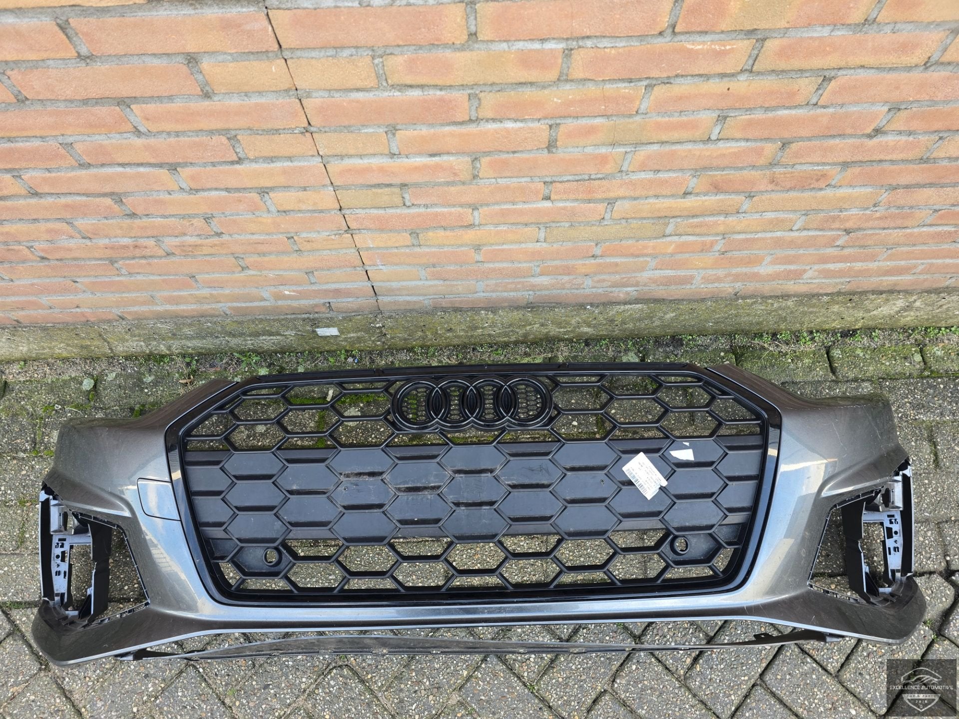 Audi A5 8W B9 Facelift S-Line Voorbumper Bumper 4xPDC Origin, Gebruikt, AUDI AG, Auto-Union-Strasse 1
85045  Ingolstadt, DE, Kundenbetreuung@audi.de