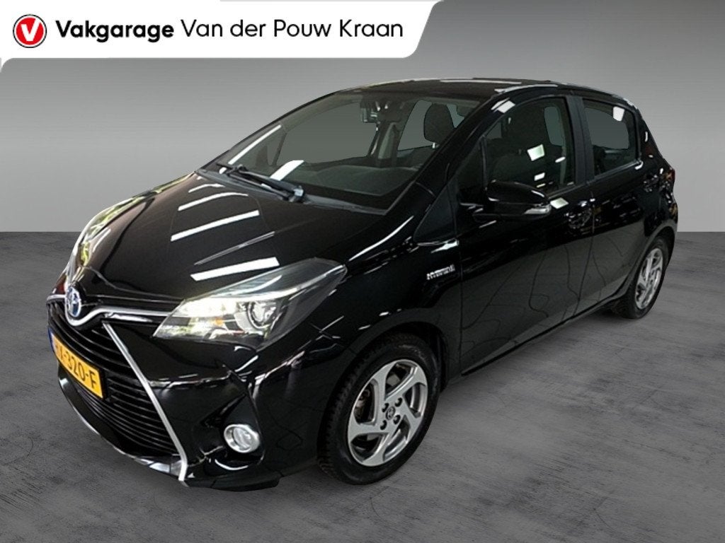 Toyota Yaris 1.5 Hybrid Naviagtie / Camera / Trekhaak, 12 maanden, 4 cilinders, Origineel Nederlands, Hybride Elektrisch/Benzine