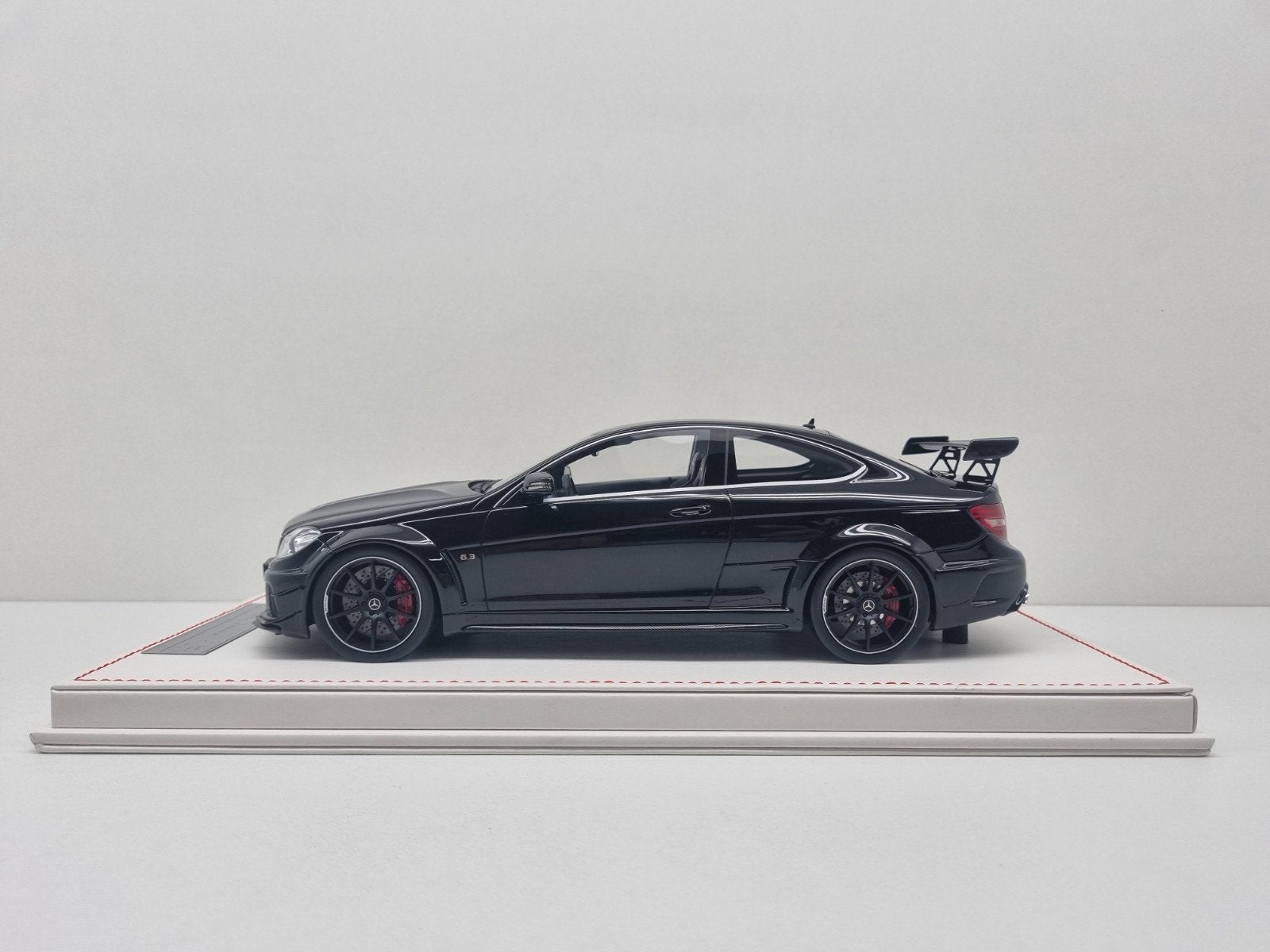 NA Models
Mercedes-Benz C63 AMG Black Series 1/80 1:18 Nieuw, Ophalen of Verzenden, Nieuw, Auto