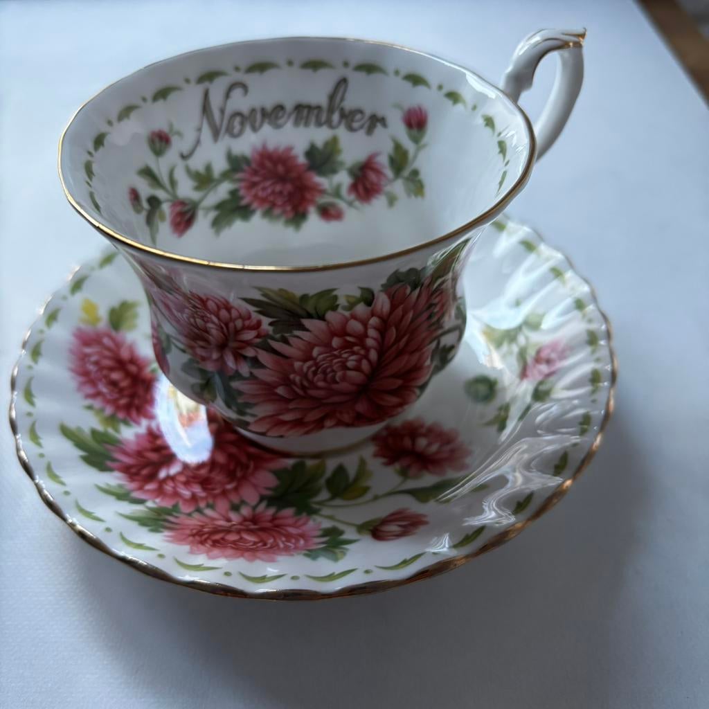 Royal albert kop en schotels, Antiek en Kunst, Ophalen of Verzenden