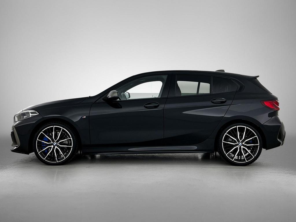BMW 1-serie M135i xDrive High Executive Edition | Navi | Cli, Auto's, BMW, 1998 cc, 15 km/l, Gebruikt, Euro 6