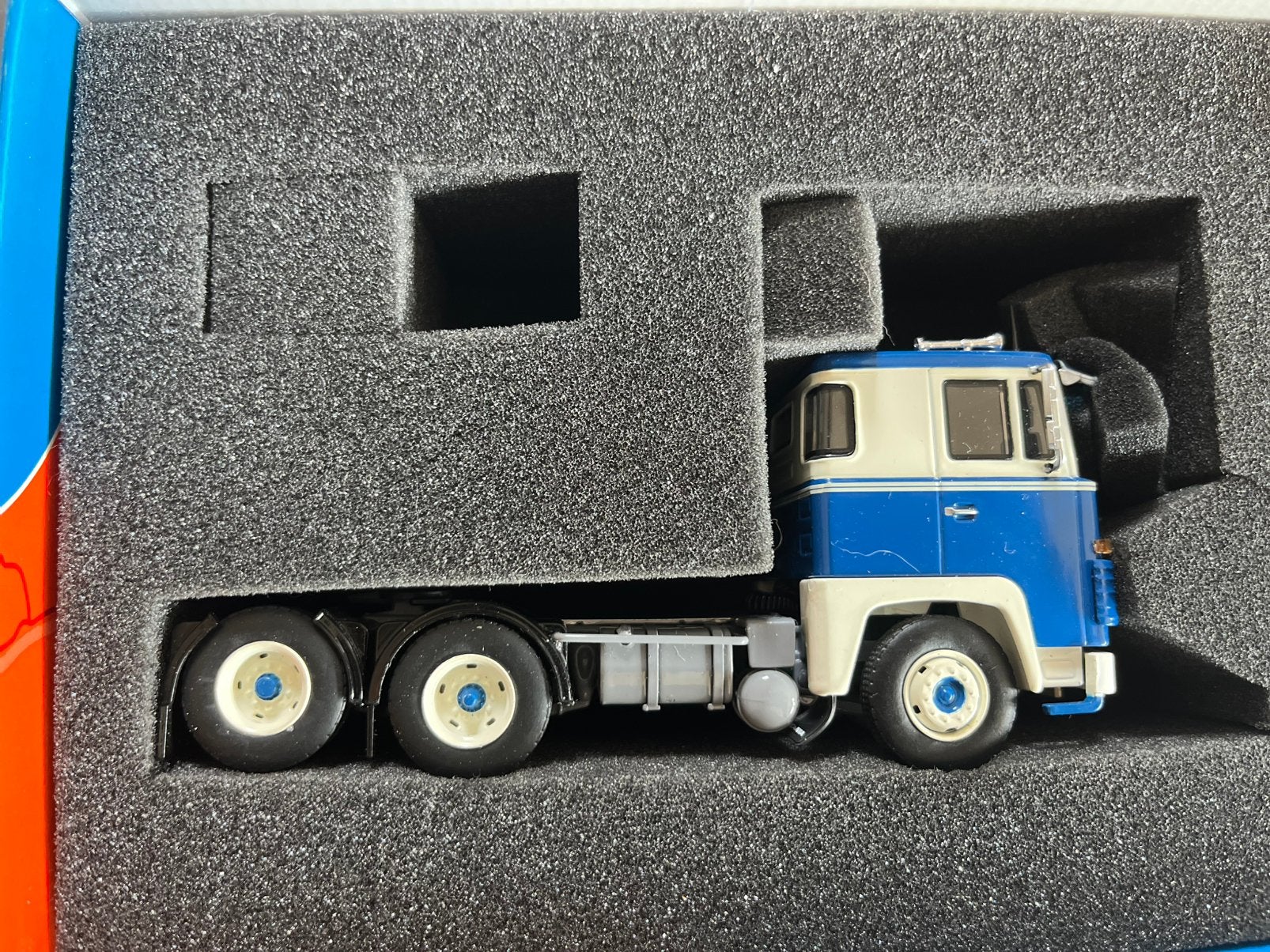 Tekno scania 140, Hobby en Vrije tijd, Modelauto's | 1:50, -, -, Zo goed als nieuw, Tekno