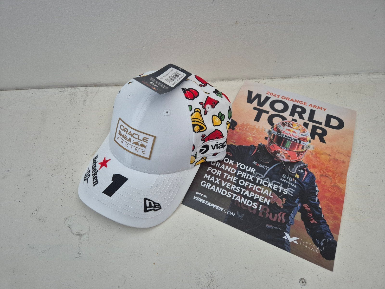 2X  MAX VERSTAPPEN 2024 LAS VEGAS CAP PET NIEUW ONGEDRAGEN, Ophalen, Nieuw, One size fits all, Pet