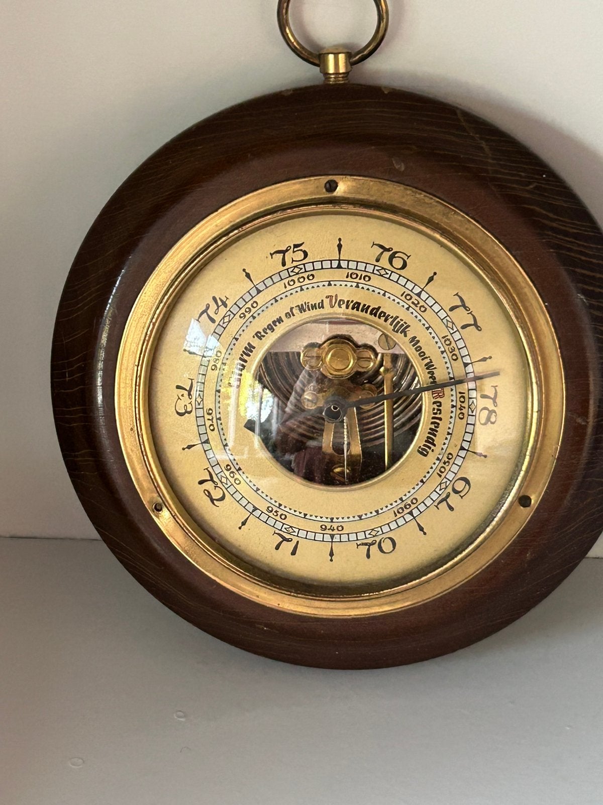 Oude barometer met klein defect, Ophalen of Verzenden, Zo goed als nieuw