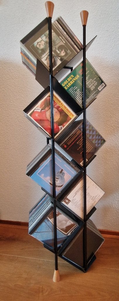 Lourens Fisher zwart design rek met beukenhouten afdekdoppen, Ophalen, Gebruikt