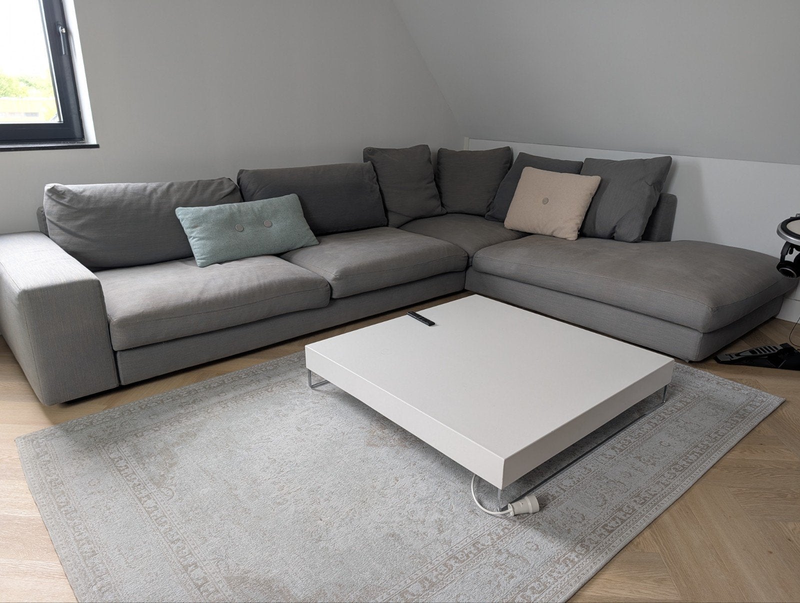 Verzelloni Holden - grijze hoekbank met chaise longue, Ophalen, Gebruikt, 100 tot 125 cm, Hoekbank