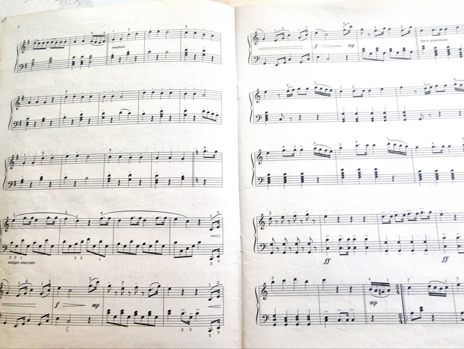 Playing André Rieu - Bladmuziek voor Piano/Keyboard Re7, Muziek en Instrumenten, Verzenden, Klassiek, Zo goed als nieuw, Keyboard
