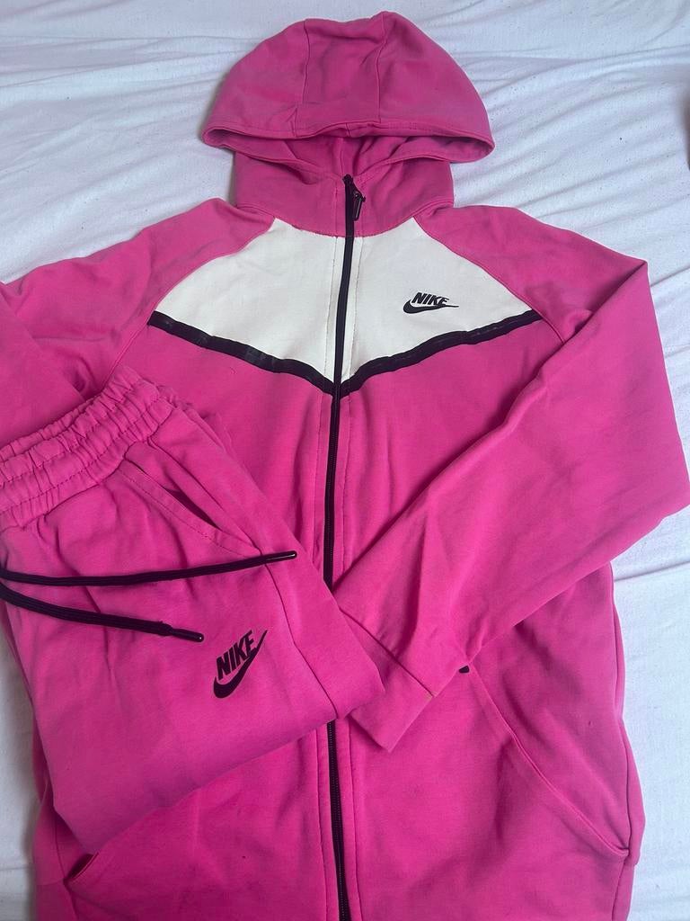 Roze Nike Tech Pak - Maat XS/S - Gedragen, Ophalen of Verzenden, Gedragen, Maat 34 (XS) of kleiner, Roze