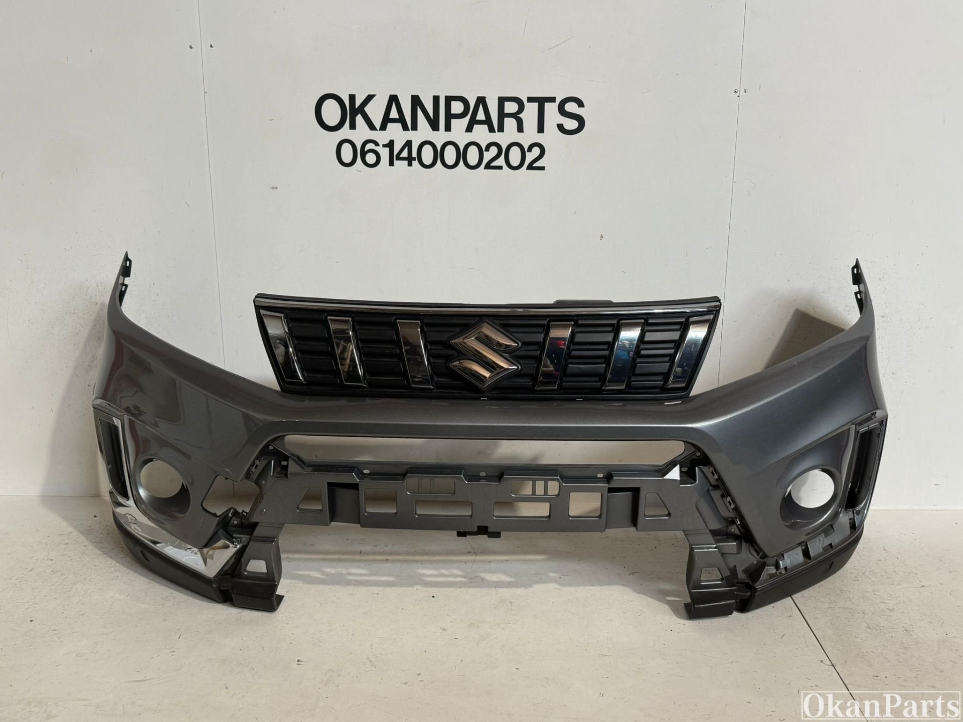 Suzuki Vitara Facelift Voorbumper 71711-86R, Ophalen of Verzenden, Gebruikt, Voor, Bumper