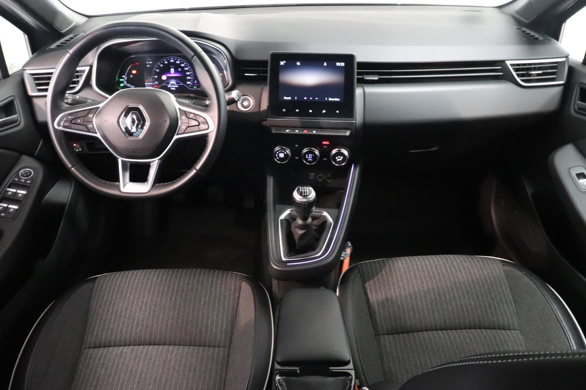 Renault Clio 1.0 TCe Intens Bi-Fuel | Parkeersensor | Climat, Voorwielaandrijving, Gebruikt, Met garantie (alle), Leder en Stof