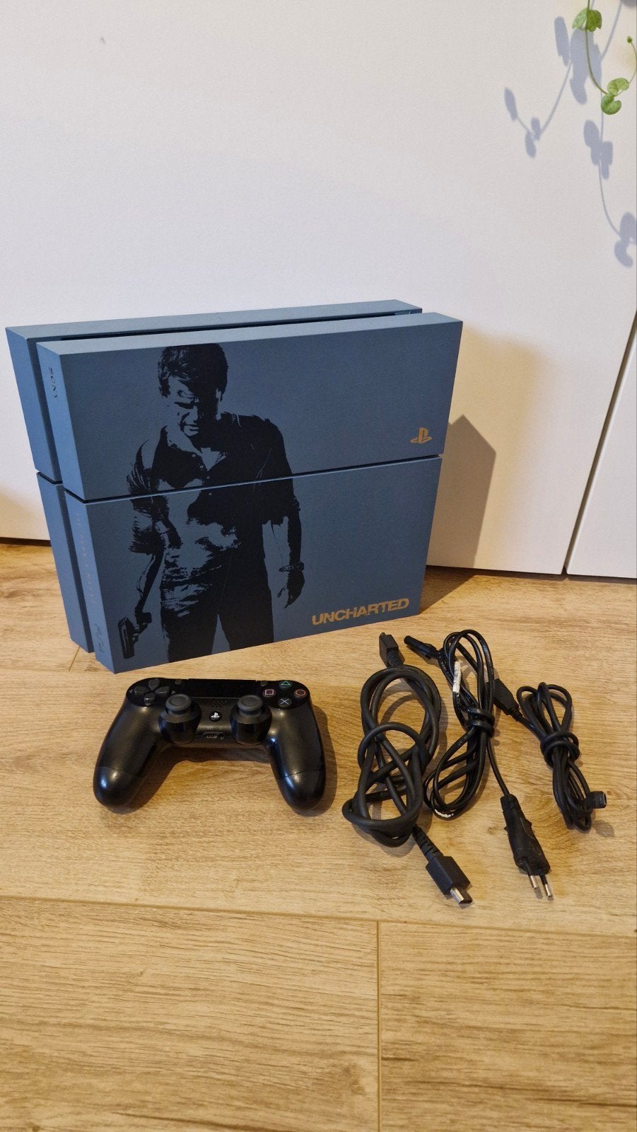 Playstation 4 Uncharted Edition 1TB, Refurbished, Ophalen of Verzenden, 1 TB, Met 1 controller