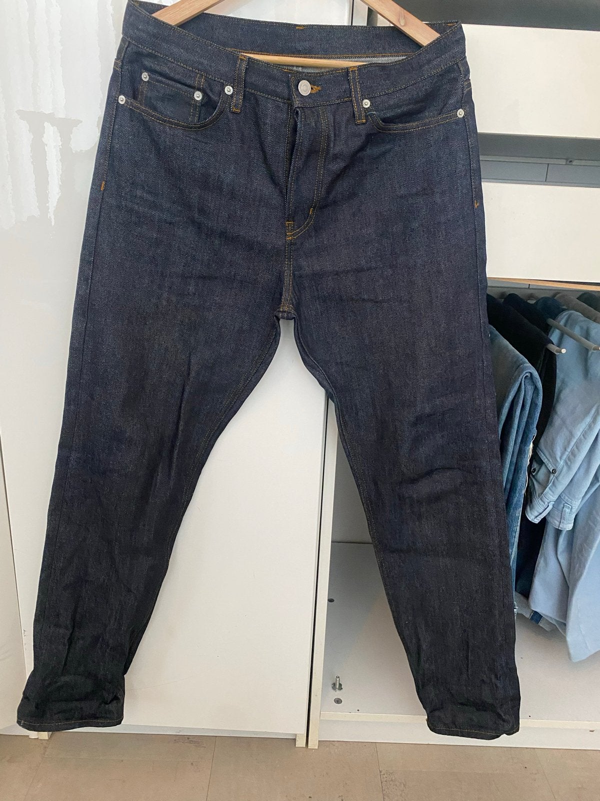 COS Donkerblauwe jeans,, zo goed als nieuw, Verzenden, Zo goed als nieuw, Blauw, W32 (confectie 46) of kleiner