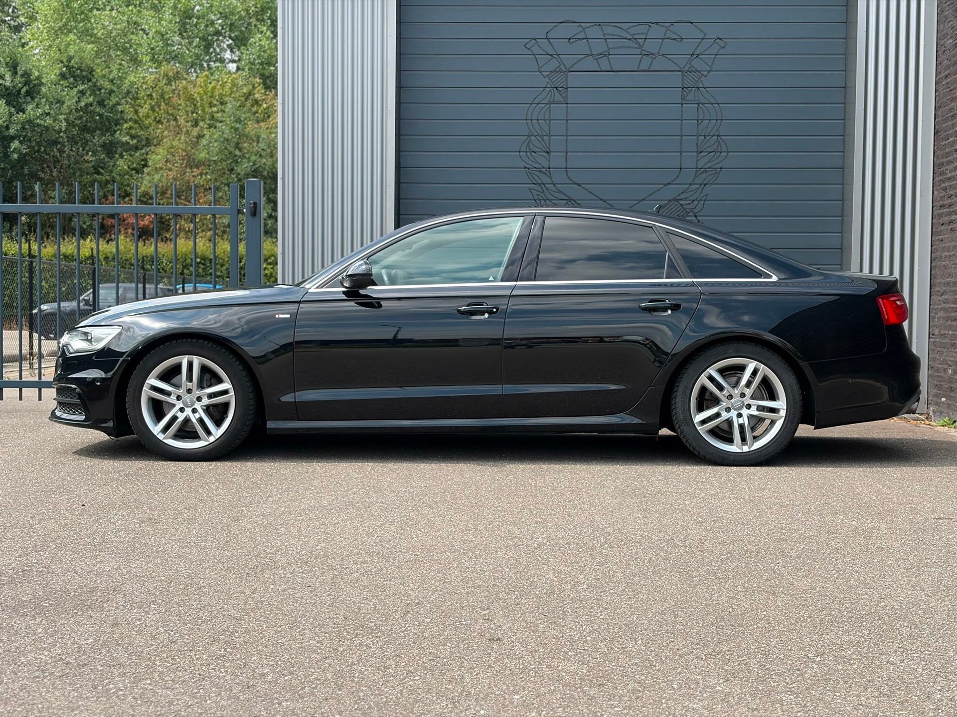 Audi A6 Limousine 2.0 TDI Sport Edition Automaat|Camera|Ecc, Euro 5, Gebruikt, Zwart, 4 cilinders