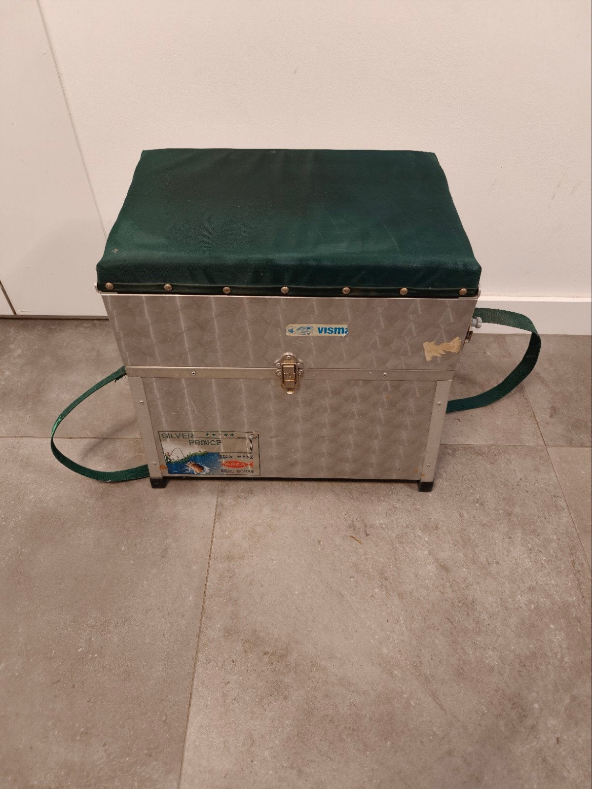 Aluminium viskoffer met 3 lades, groot vak en zitje, Watersport en Boten, Ophalen of Verzenden, Zo goed als nieuw, Koffer of Tas