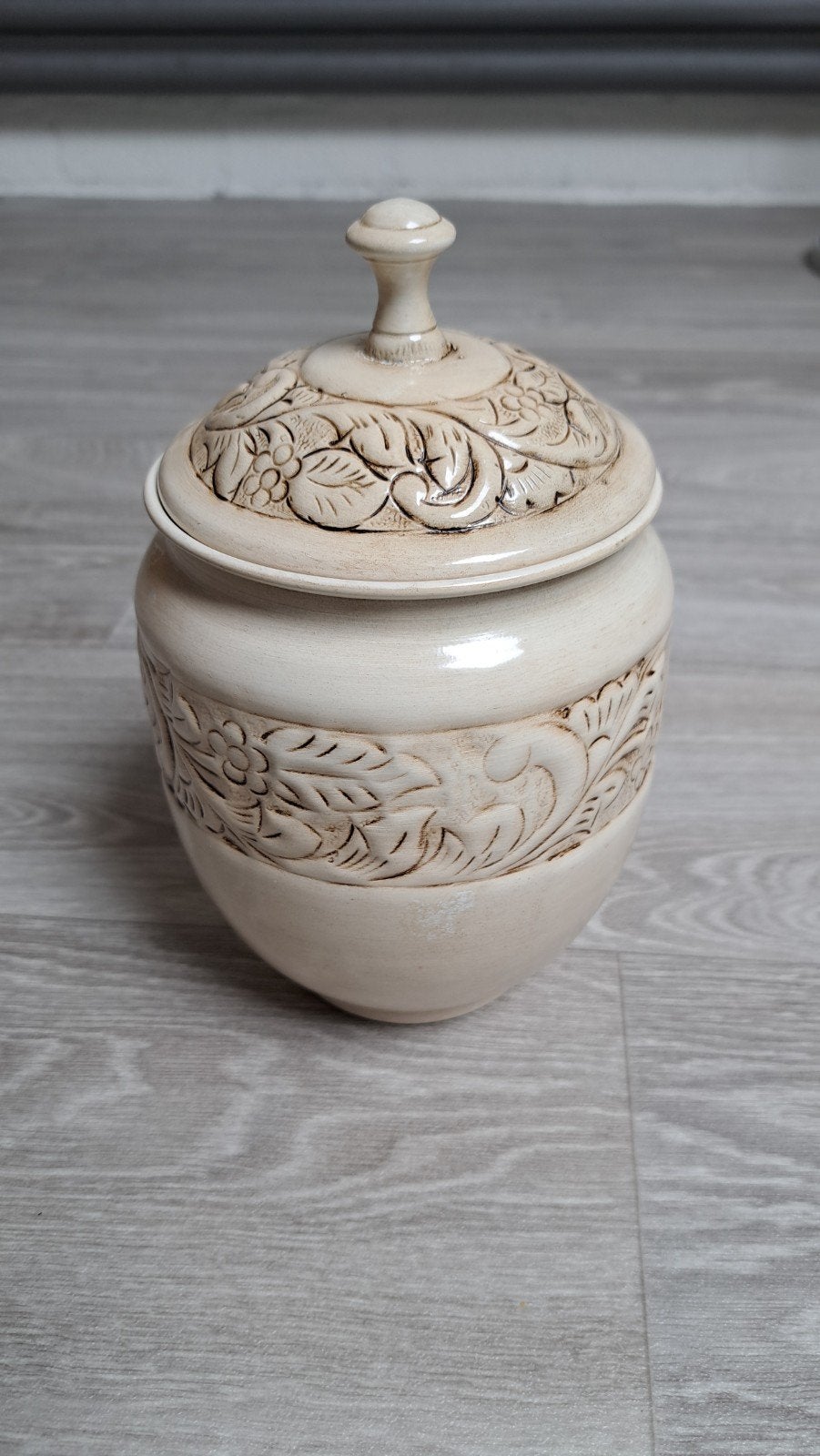 Decoratieve pot met deksel., Ophalen of Verzenden, Zo goed als nieuw