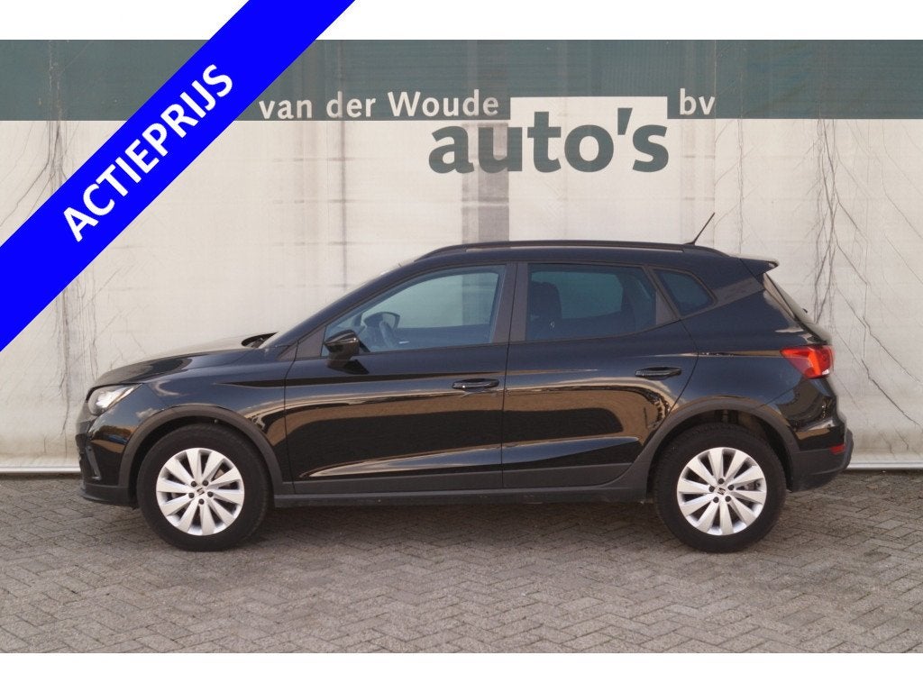 SEAT Arona 1.0 TSI 110pk DSG Style Business Intense -LED-NAV, Dealer onderhouden, Stof, Gebruikt, 610 kg