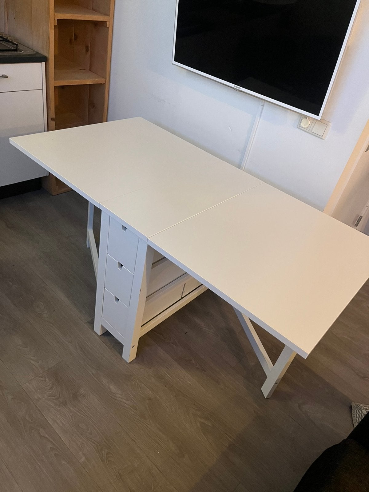 Tafel met verlengstukken en kastjes, Ophalen, Gebruikt, Wit