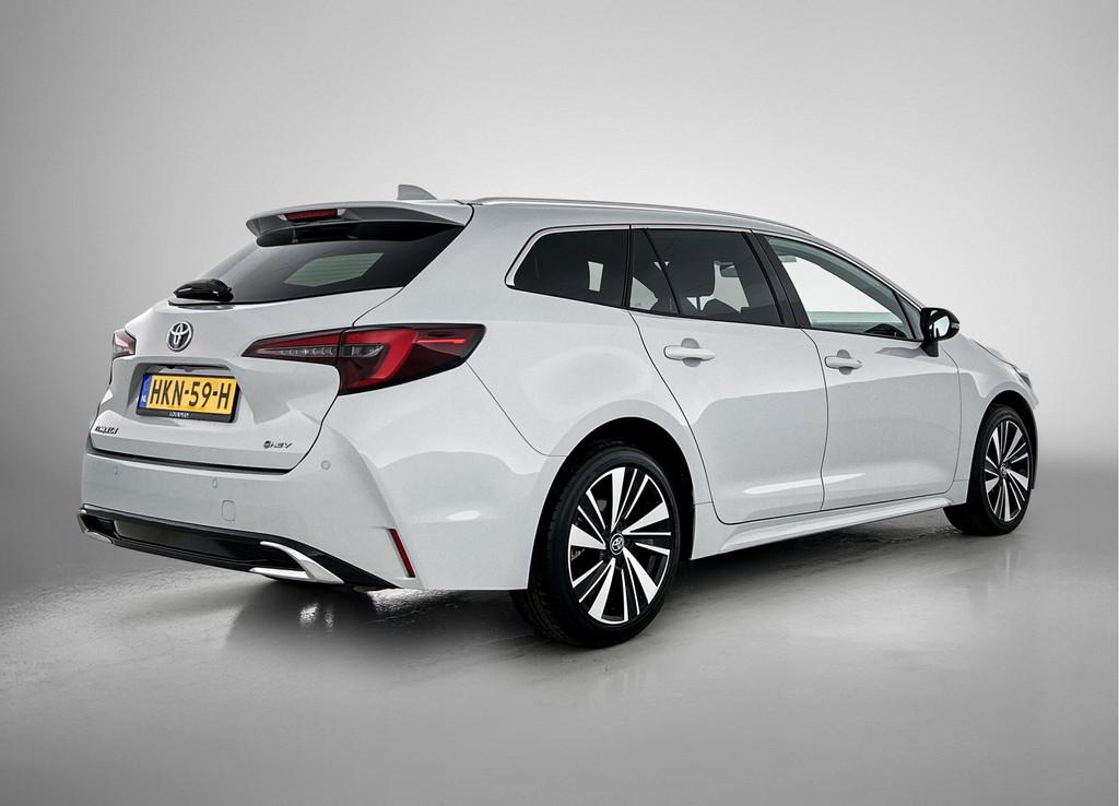 Toyota Corolla Touring Sports Hybrid 140 Dynamic | Navigatie, 12 maanden, Gebruikt, 4 cilinders, Corolla