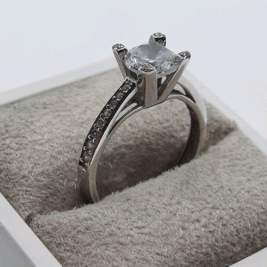 14k Witgouden ring, bezet met cubic zirkonia, Sieraden, Tassen en Uiterlijk, Gebruikt, Wit, Ophalen of Verzenden, Kleiner dan 17