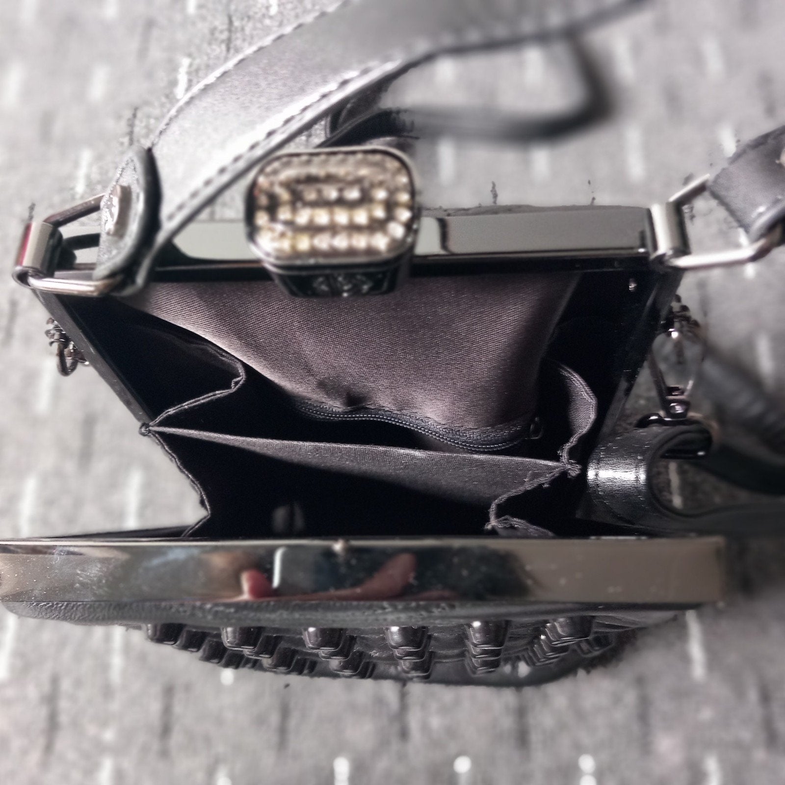 Zwart schoudertasje met studs, Ophalen of Verzenden, Nieuw, Zwart, Schoudertasje