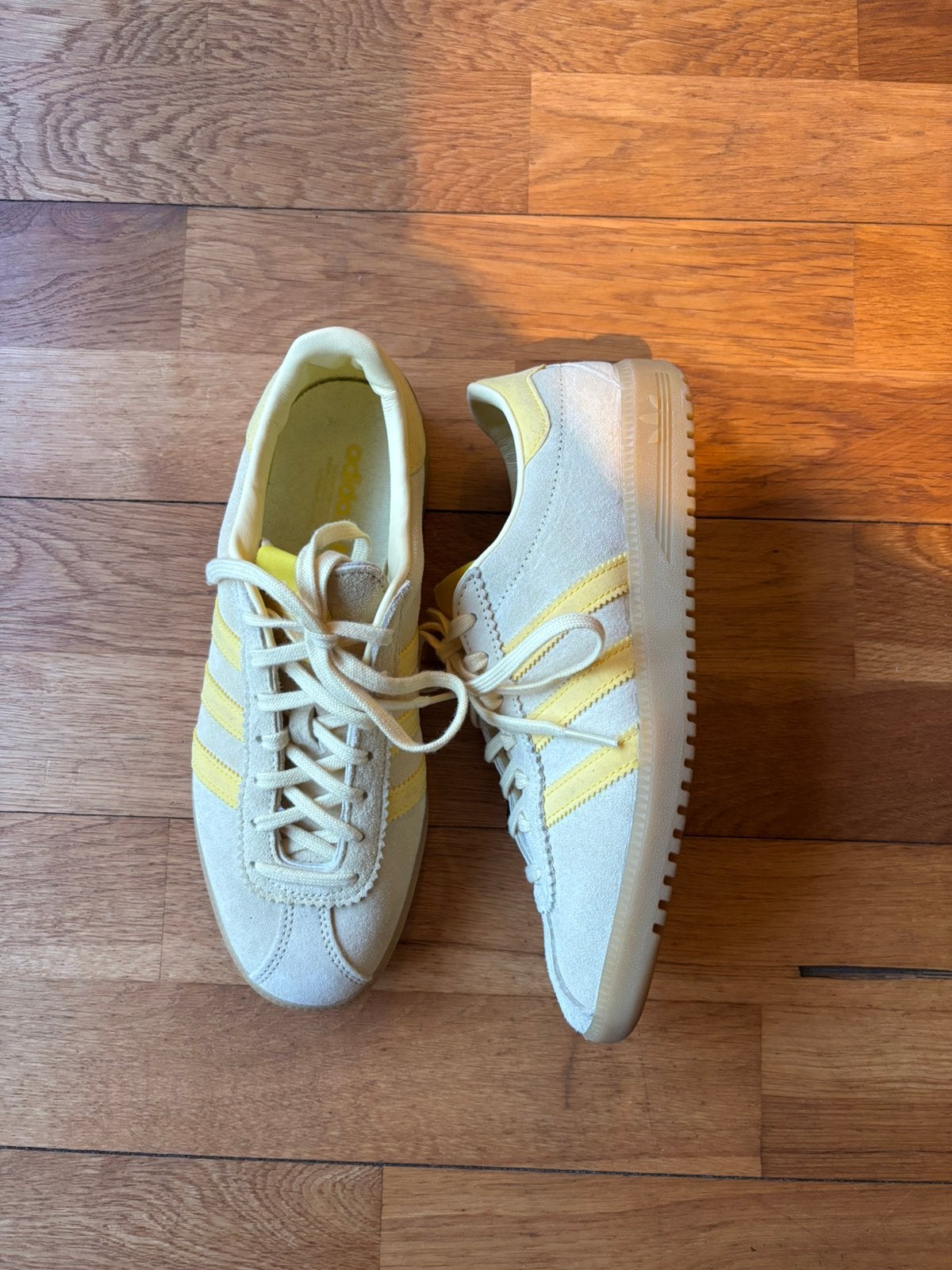Adidas original geel 38, Ophalen of Verzenden, Zo goed als nieuw, Geel, Sneakers of Gympen