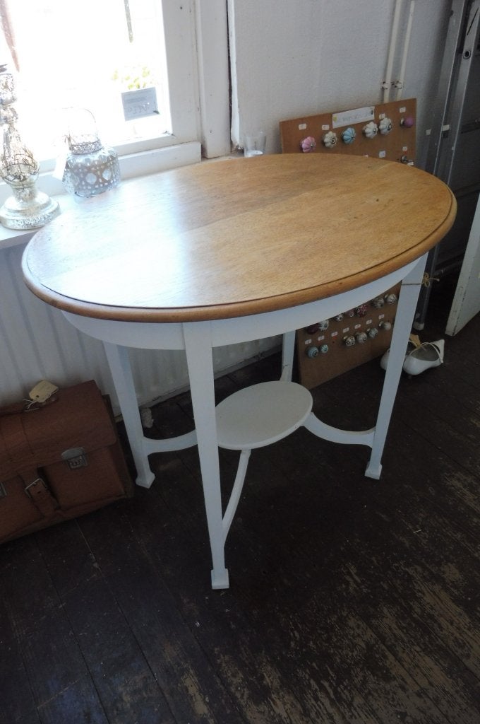 Brocante tafel ovaal, Ophalen