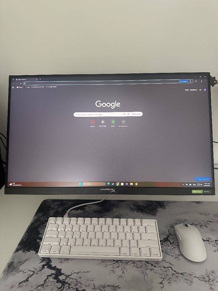 240Hz gaming monitor, IPS, In hoogte verstelbaar, Full HD, Minder dan 1 ms