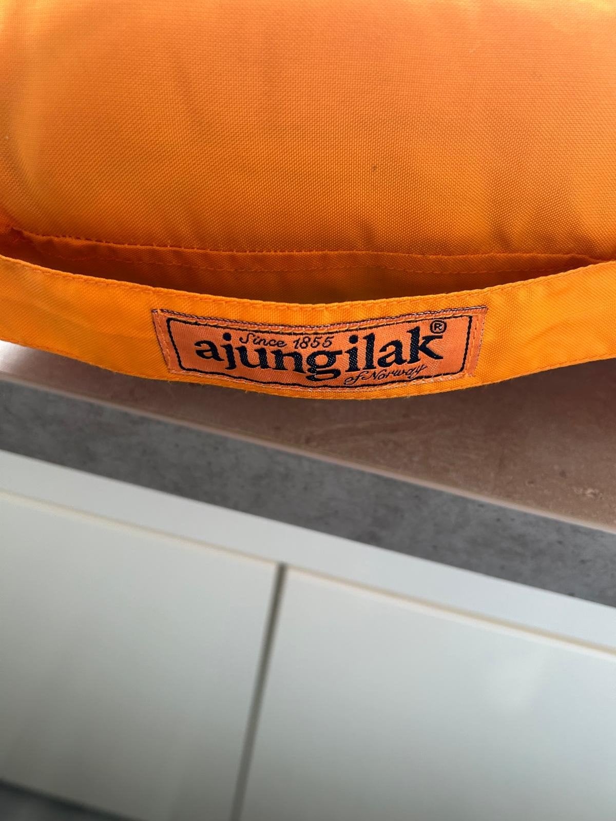 slaapzaken merk ajungilak met hoes 12.50 per stuk, Ophalen of Verzenden, Nieuw