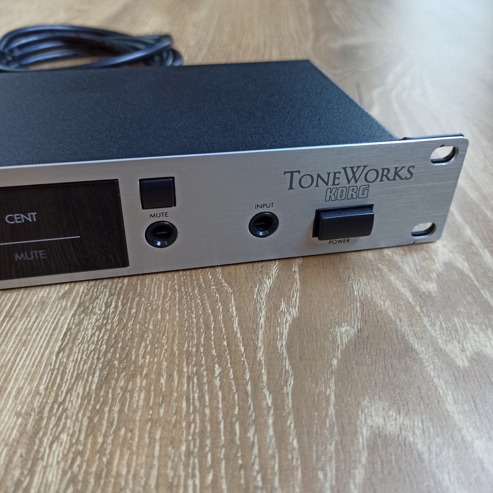 Korg DTR-2 digital racktuner, Ophalen of Verzenden, Zo goed als nieuw, Elektrische gitaar