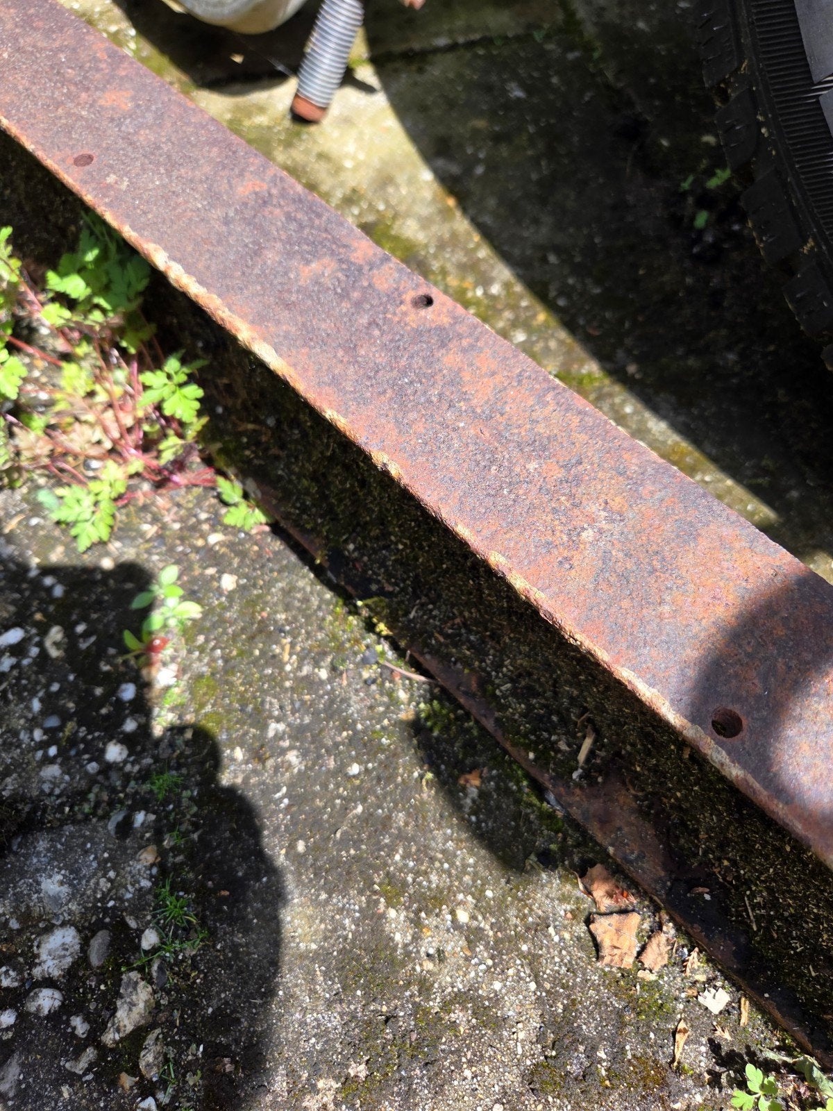 Roestige metalen balk, Ophalen of Verzenden, Gebruikt, IJzer