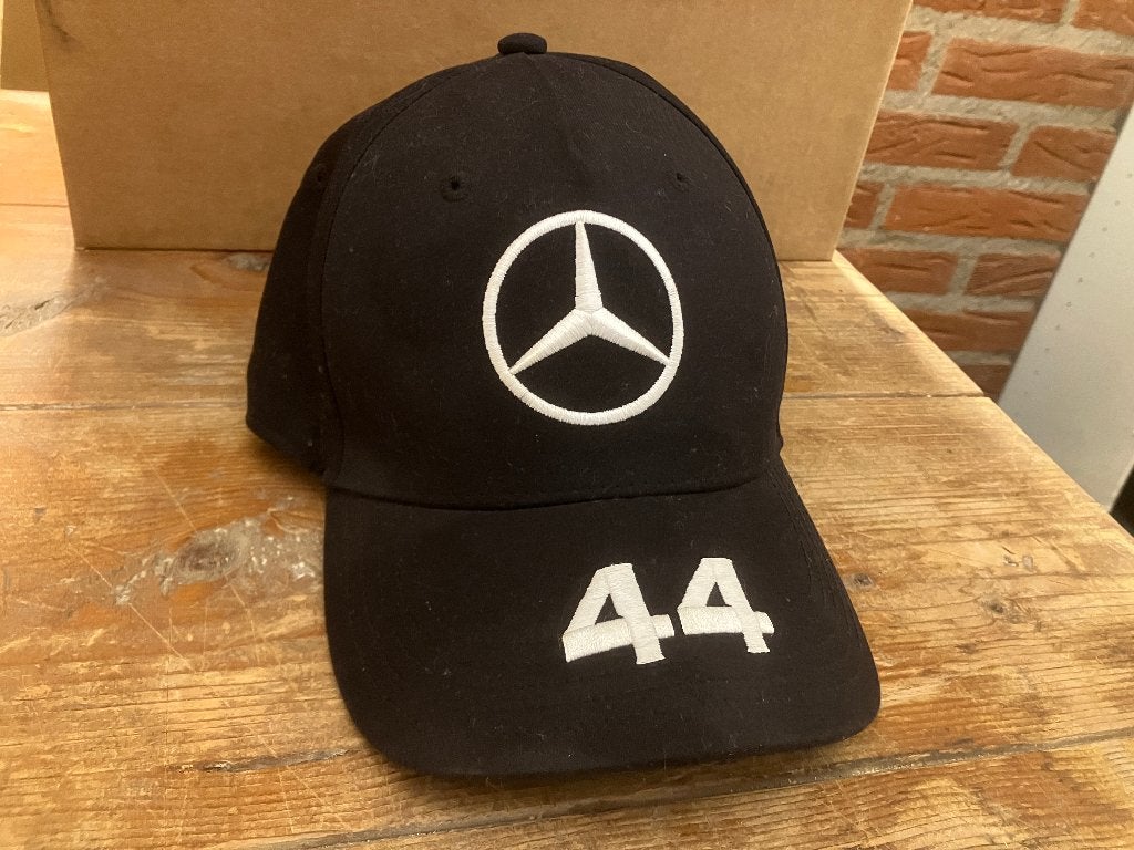 ✅ Lewis Hamilton 20/21 Team cap Zwart Mercedes F1 Team KIDS, Ophalen of Verzenden, Zo goed als nieuw, Formule 1