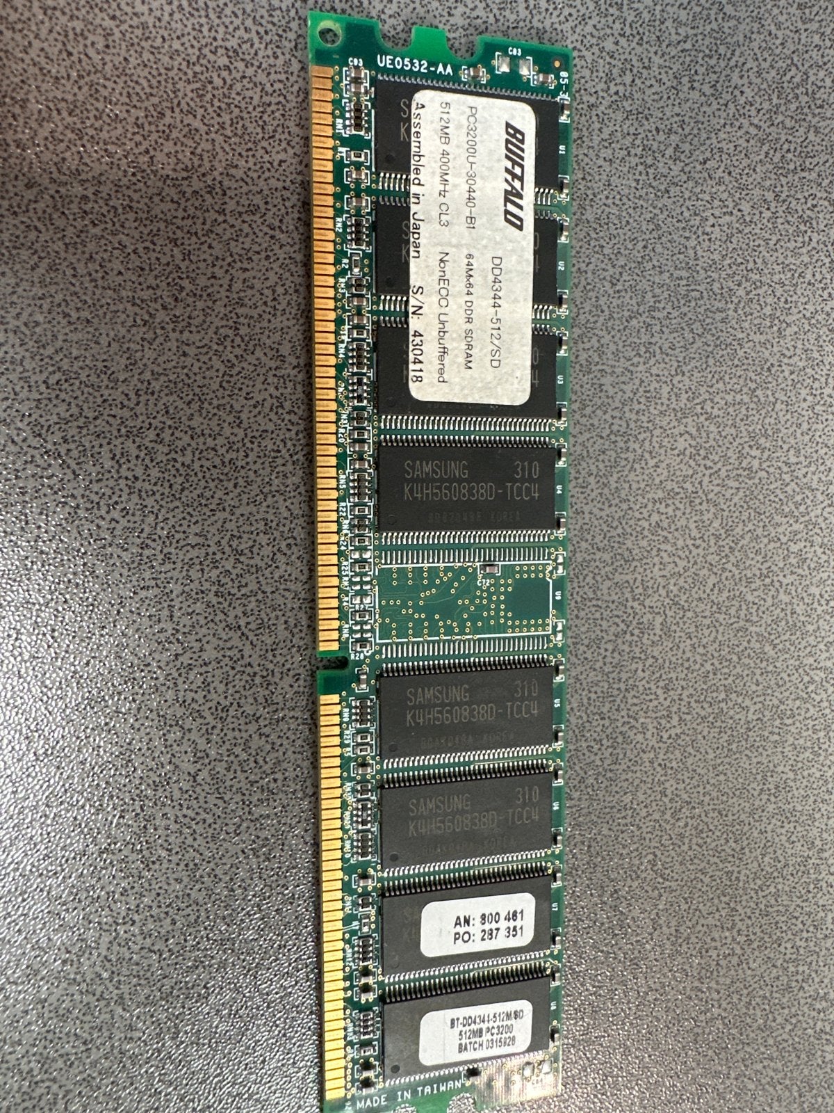 Buffalo DDR SDRAM 512MB PC3200 400MHz RAM Geheugen, Gebruikt, Server, Ophalen of Verzenden, DDR